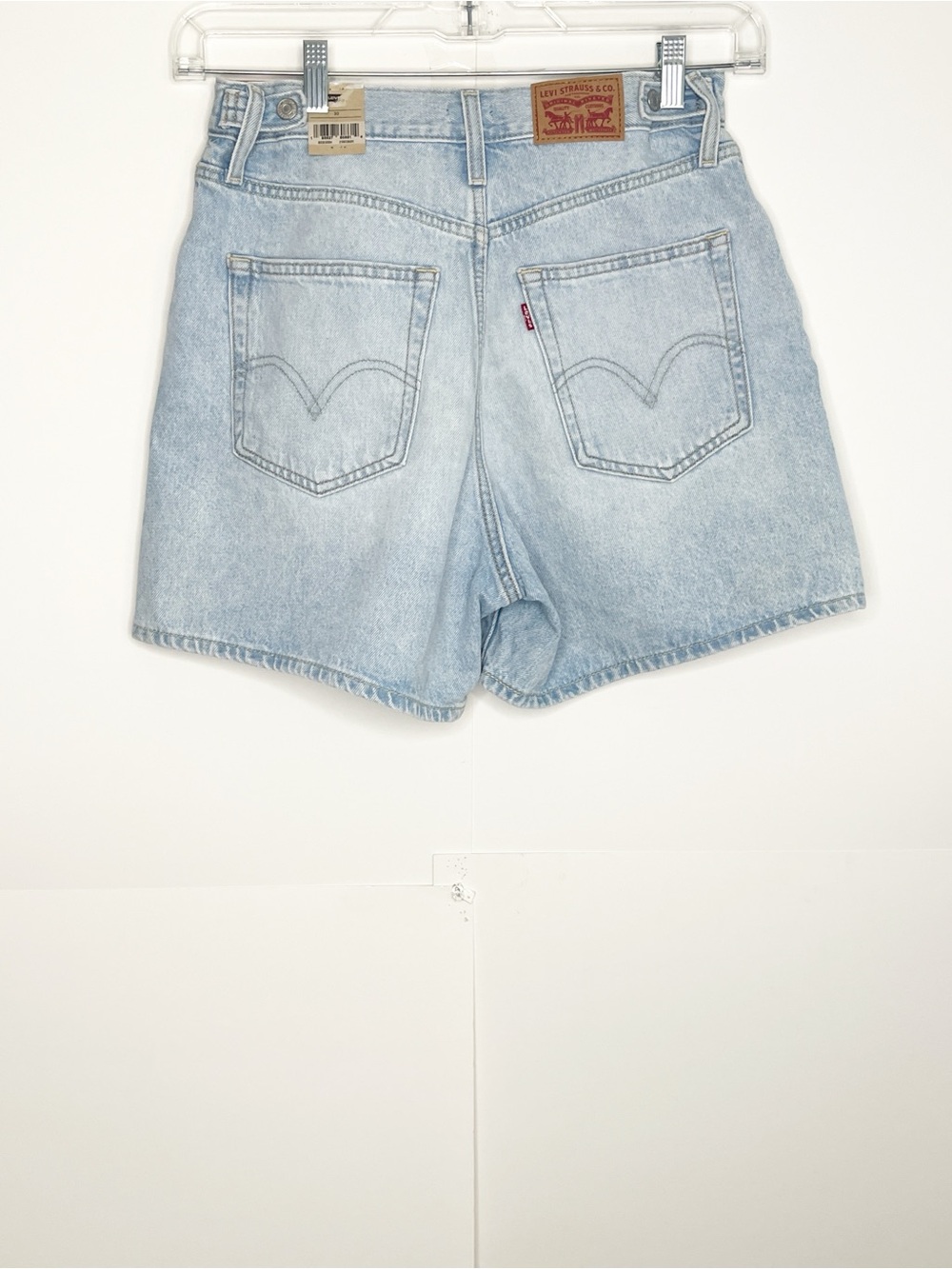 Levi's Womens Cinch Short Size 30 - Picture 8 of 8